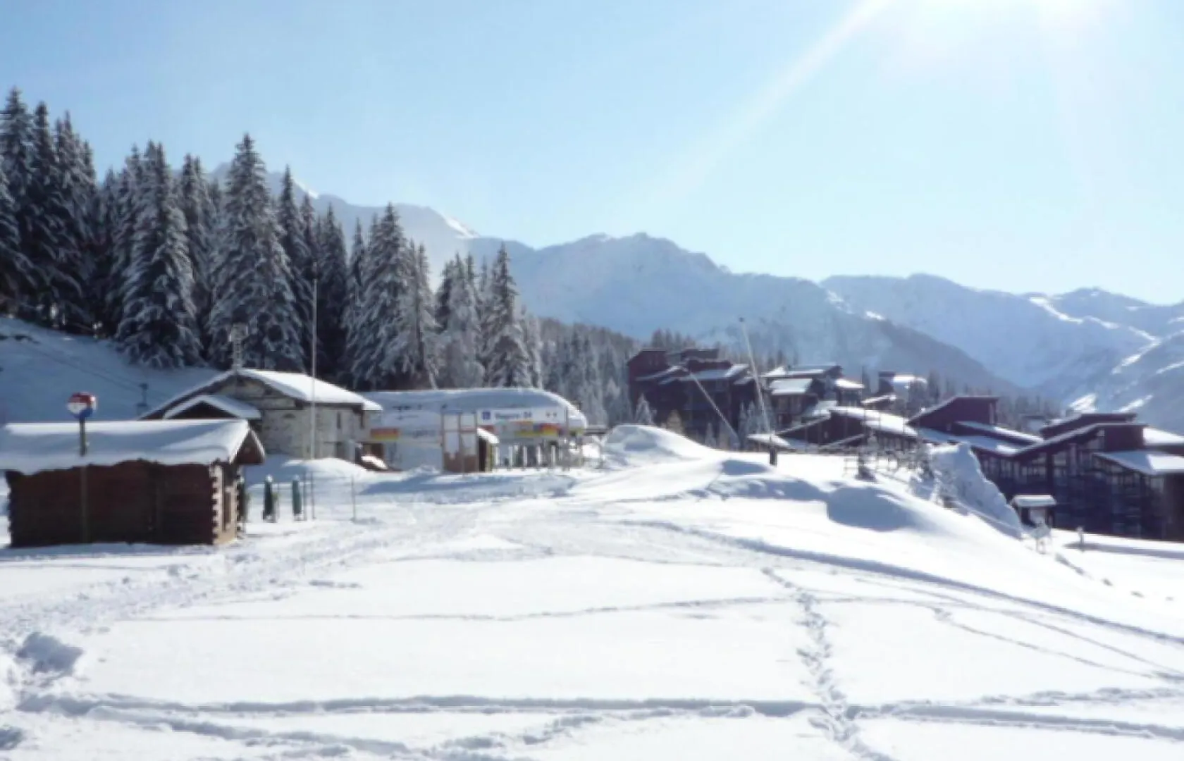 Residence Belles Challes - Studio 4 Personnes A Arc 1800 Skis Aux Pieds Et Proche Des Commerces Dans Le Village Du Charvet Mae-2200 Les Arcs  France